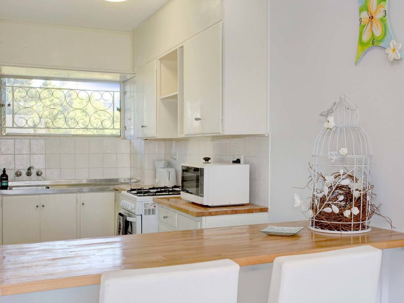 Affordable Riverfront, 2 bedroom apartment 5