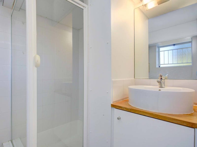 Affordable Riverfront, 2 bedroom apartment 6