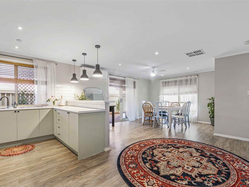 WELL LOVED HOME, JUST MOVE 2