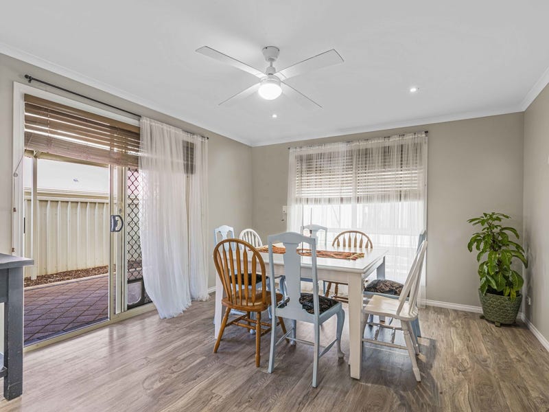 WELL LOVED HOME, JUST MOVE 9