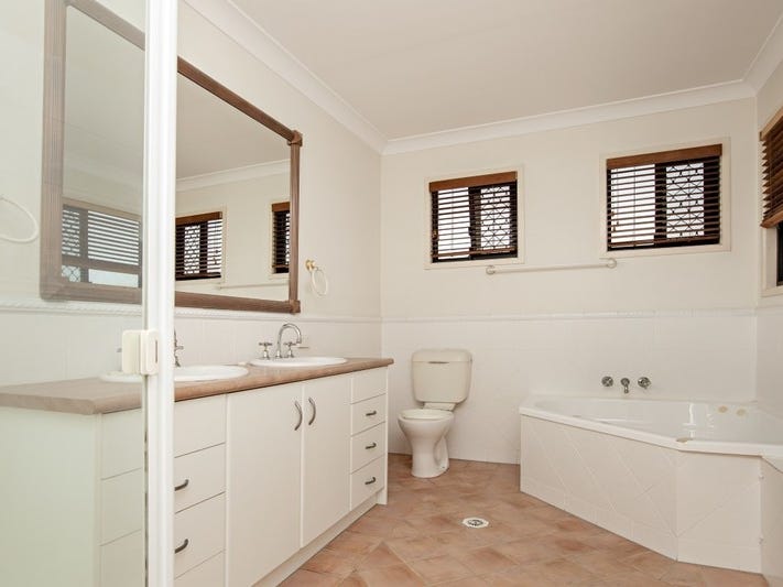 Prestige Lifestyle in Peaceful Gated 10