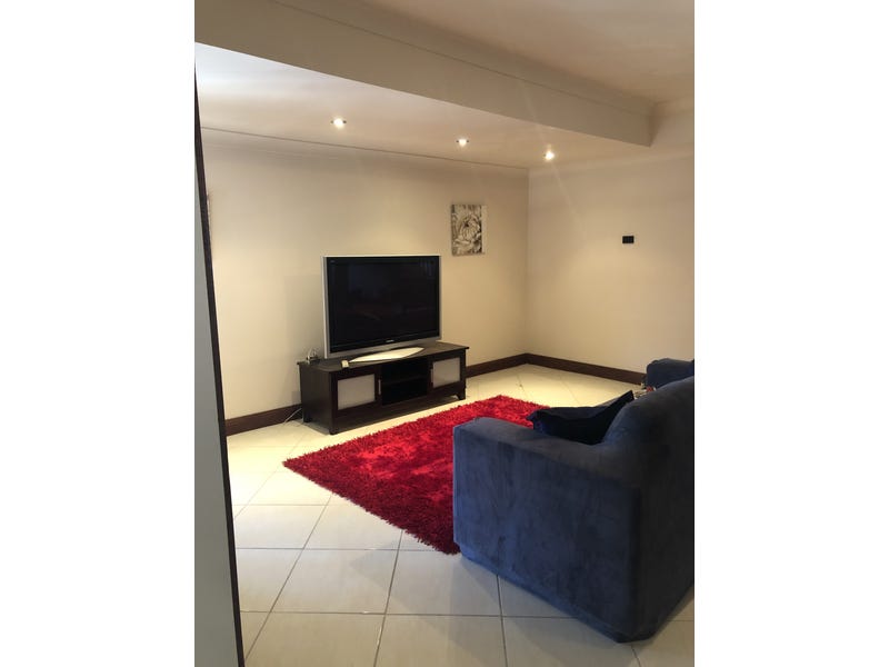 Large Family home close to 20