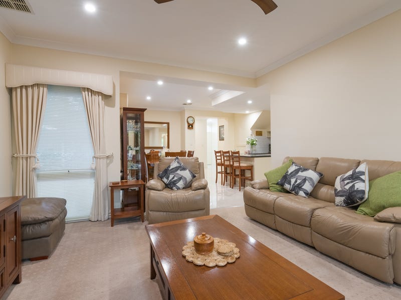 *Immaculate Townhouse Living* 8