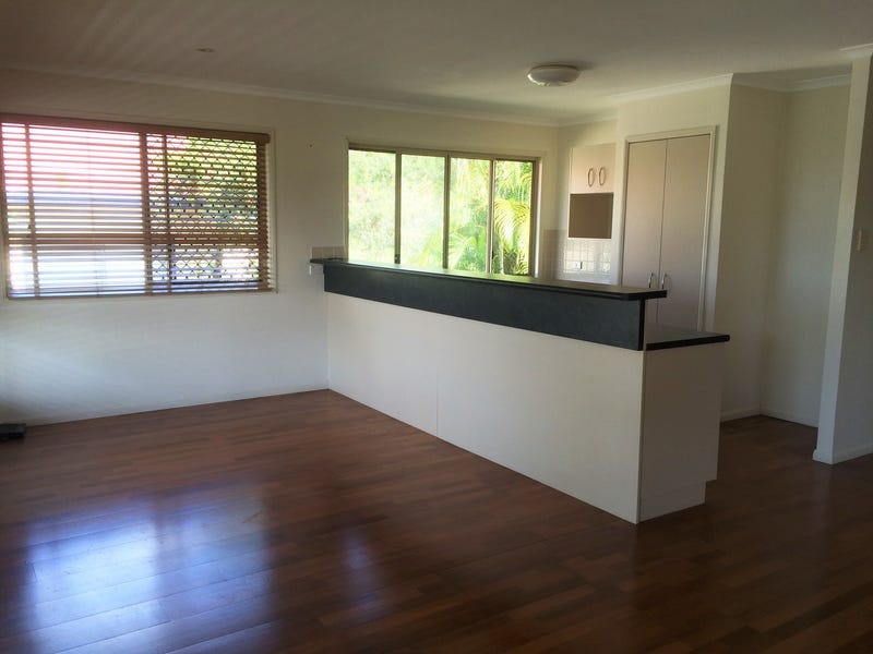 Large Family home with everything 14