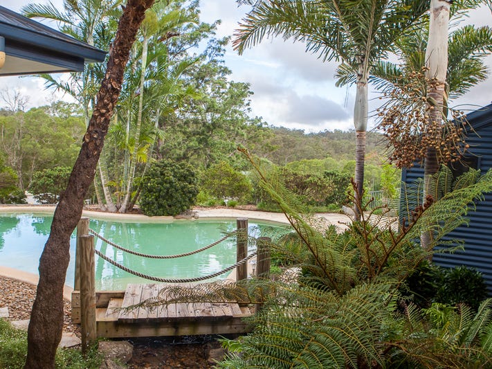 Modern Acreage with Views Close to Town