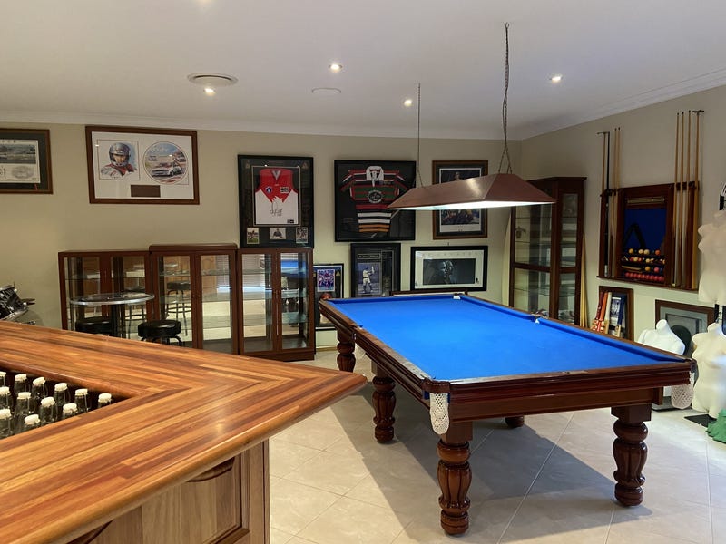 Master built 57 square home 28