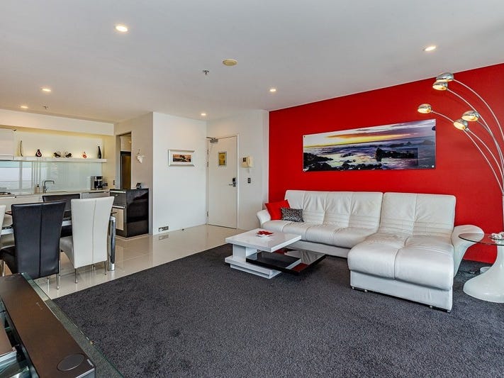 Stunning Q1 Apartment with Sensational 3