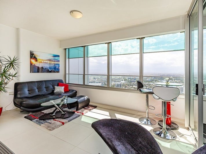 Stunning Q1 Apartment with Sensational 6