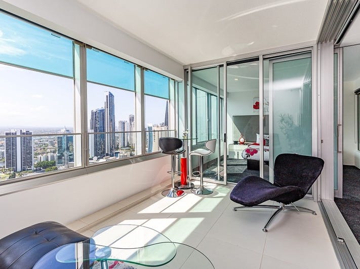 Stunning Q1 Apartment with Sensational 7