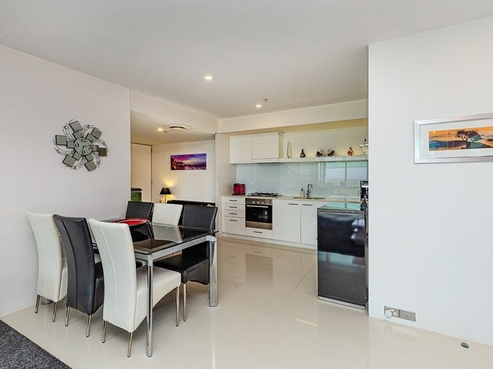 Stunning Q1 Apartment with Sensational 15