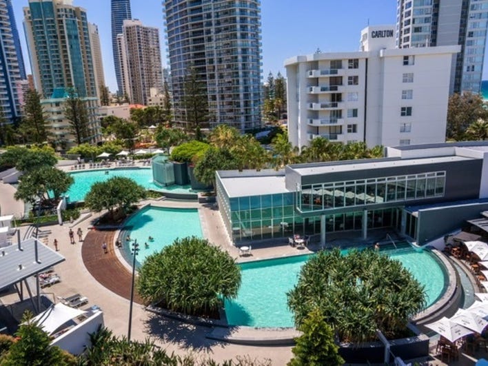 Stunning Q1 Apartment with Sensational 21