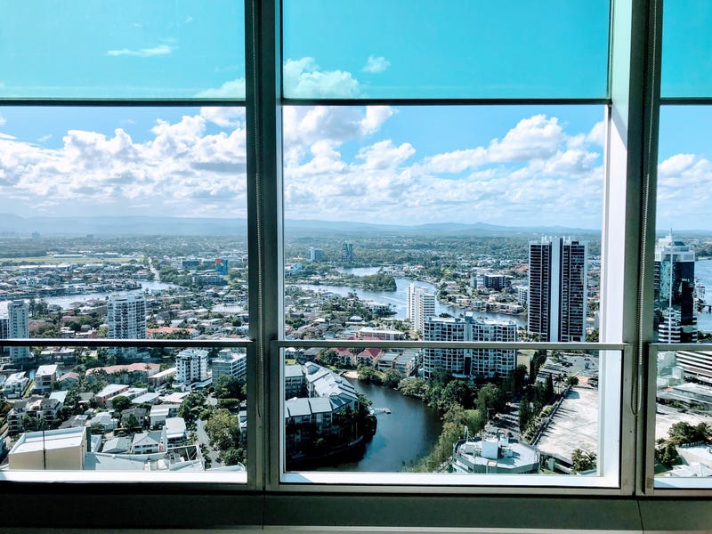 Stunning Q1 Apartment with Sensational 22