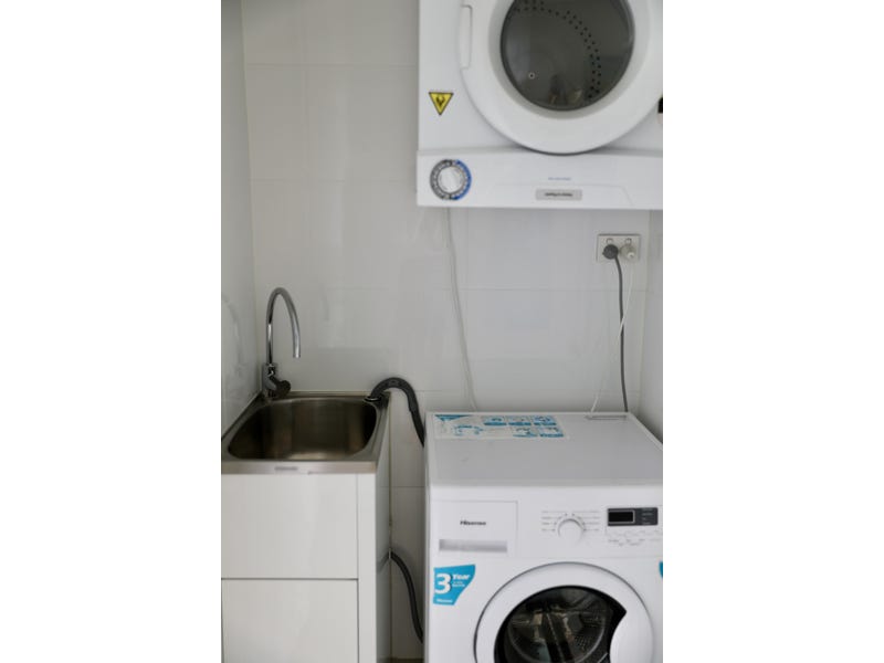 Modern, chic and enviable apartment 19