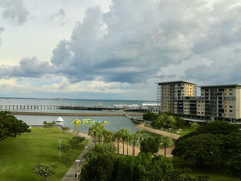 Modern, chic and enviable apartment 26