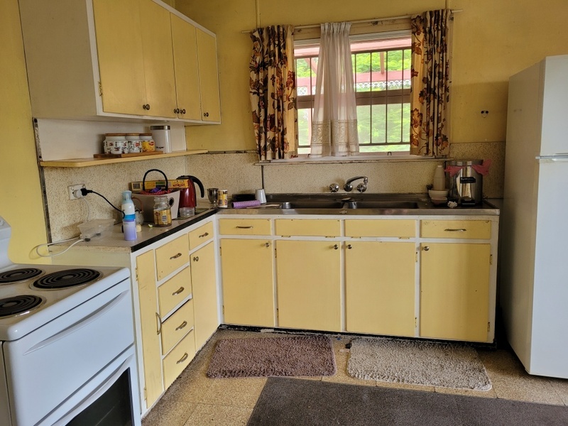 Renovator in Tarragindi – *** 3