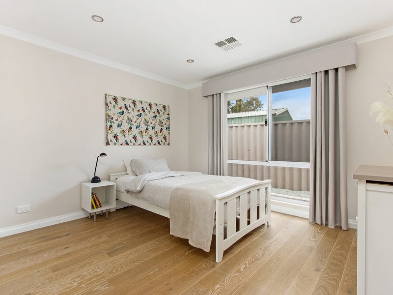 Picturesque Park Outlook 8