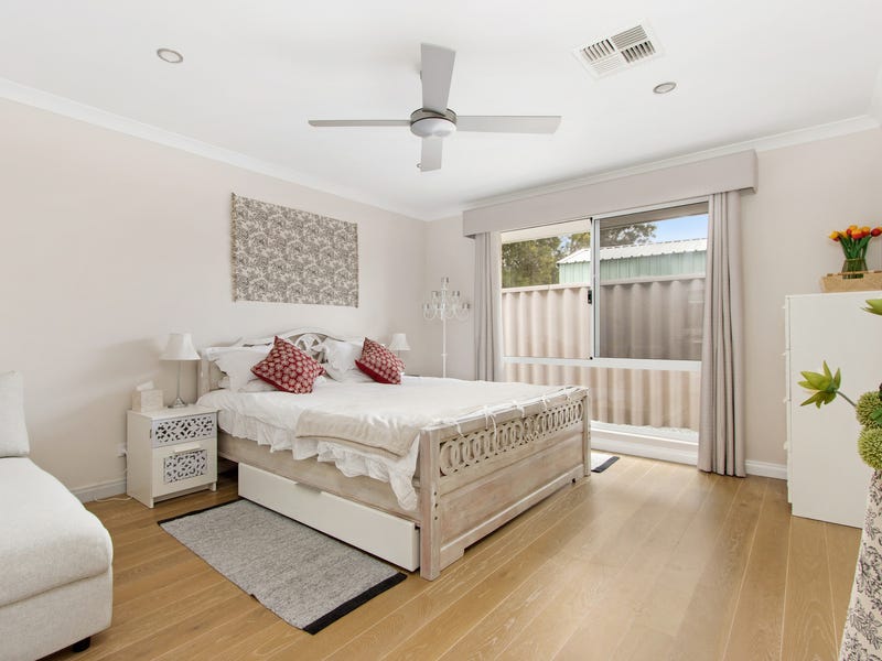 Picturesque Park Outlook 10