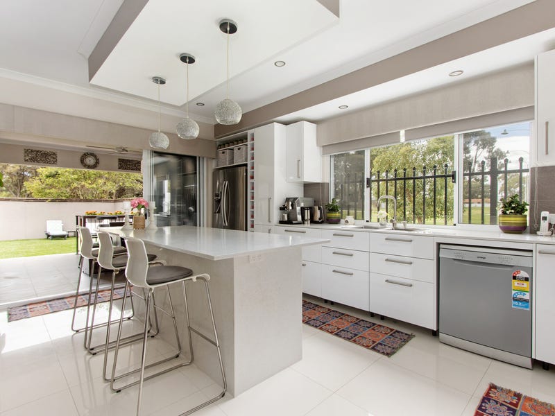 Picturesque Park Outlook 17