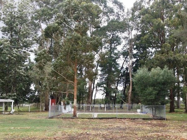 Unit at Settler’s Rest Longwarry 1