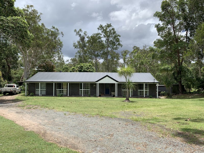 Large Family Home on Quiet 2