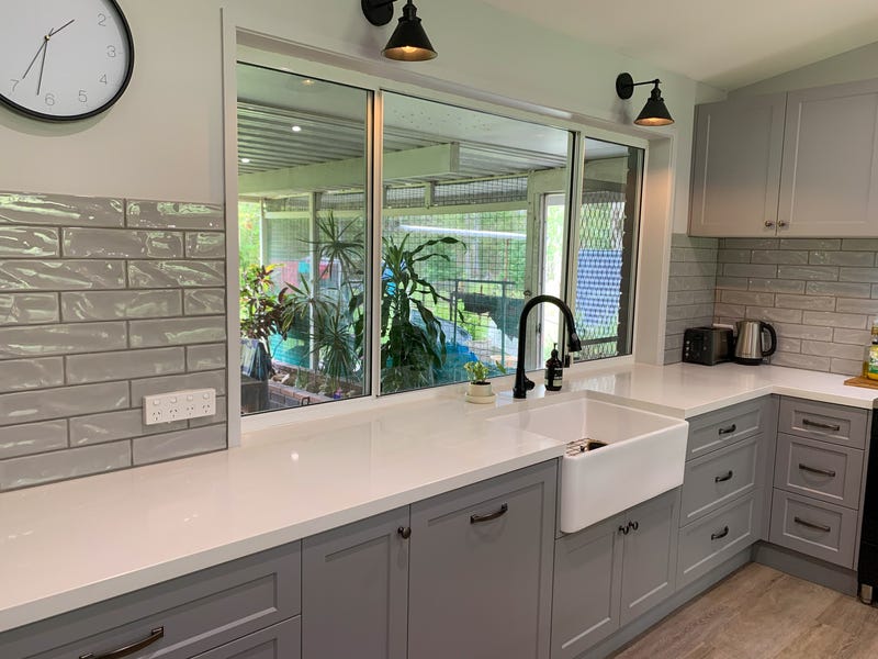 Large Family Home on Quiet 8