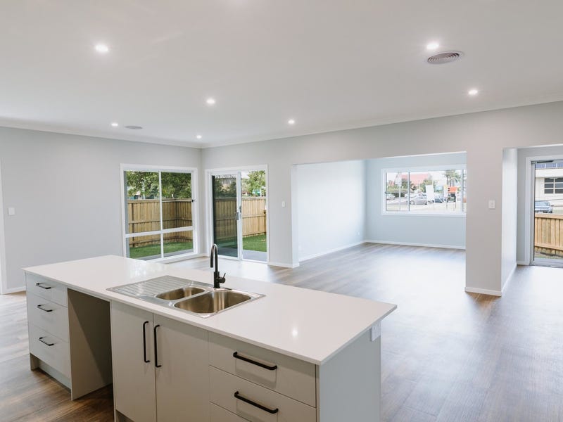 Brand New House – Central 3