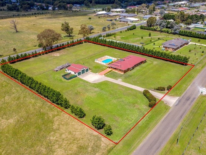 Family Home on 1.008ha (2.5 2