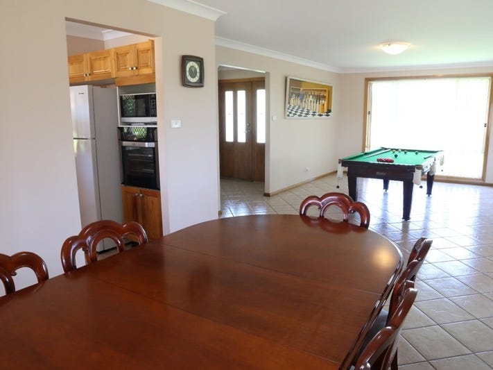 Family Home on 1.008ha (2.5 17