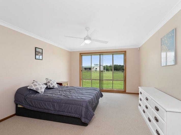 Family Home on 1.008ha (2.5 21
