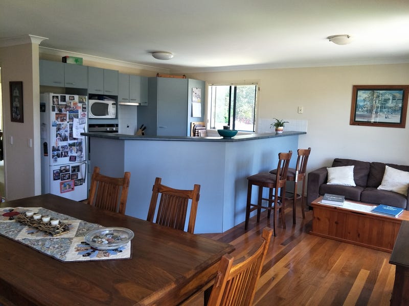 SAFETY BEACH-4 LAKE VIEW AVE-RARE 17