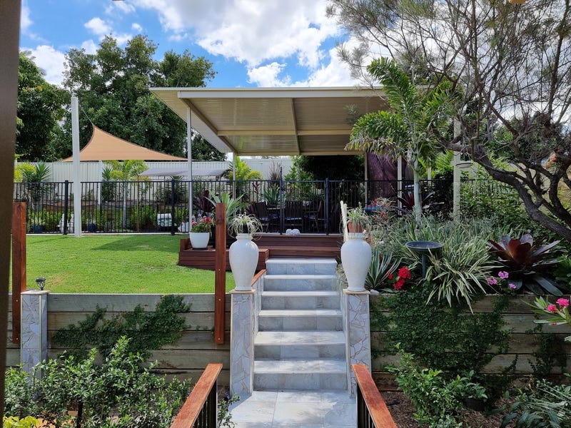 ENTERTAINERS DELIGHT WITH PANORAMIC VIEWS 2