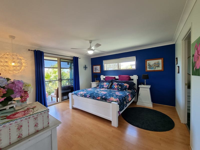 ENTERTAINERS DELIGHT WITH PANORAMIC VIEWS 11