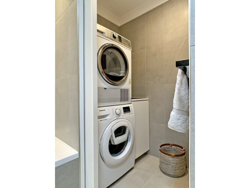 A parkside hideaway ….. 10