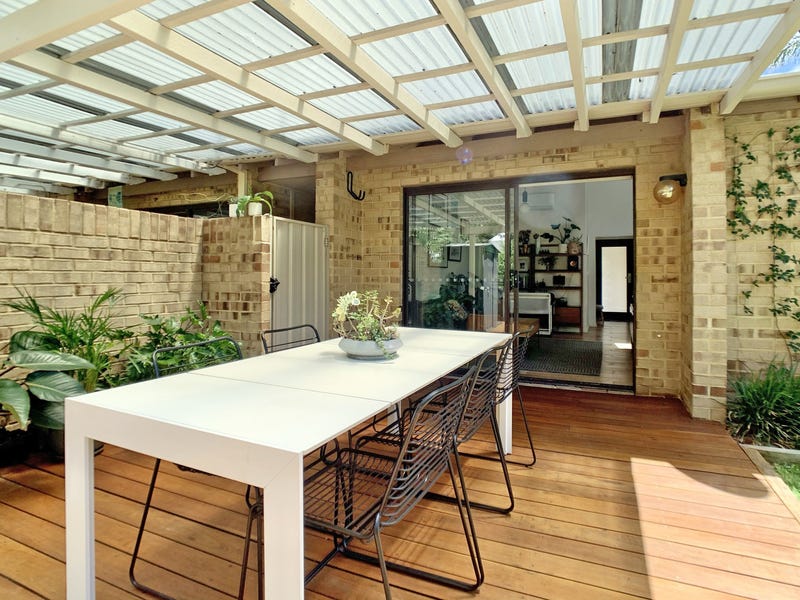 A parkside hideaway ….. 13