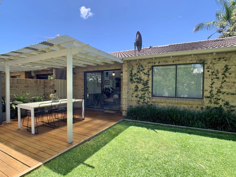 A parkside hideaway ….. 16