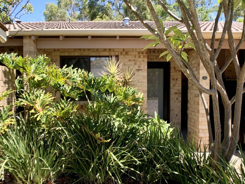 A parkside hideaway ….. 21