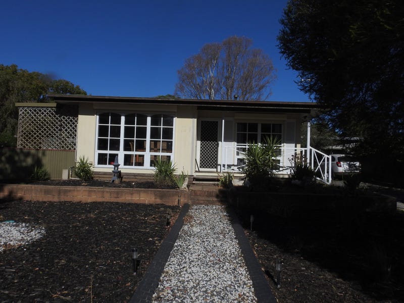 4/5 Bedroom house on large 7
