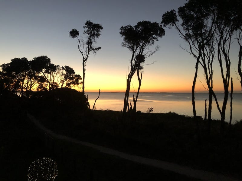 Lovely on Le Grand…. 9