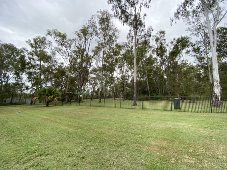 Dog Kennel/Greyhound training/horses/machinery? It has 14