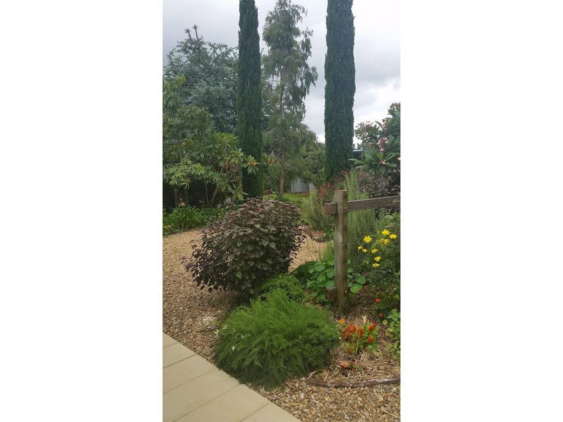 Country Cottage 2 bed, 2 16