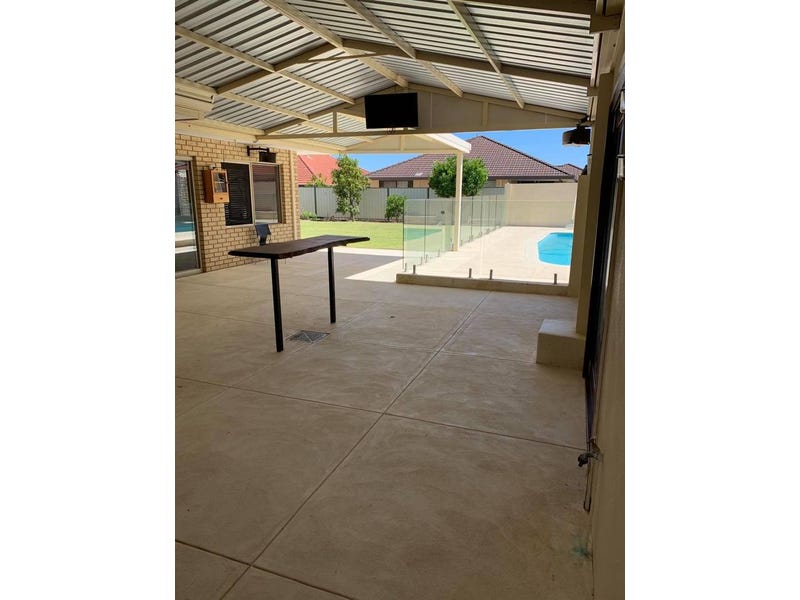 **SOLD**. Unique Family Entertainer on 4