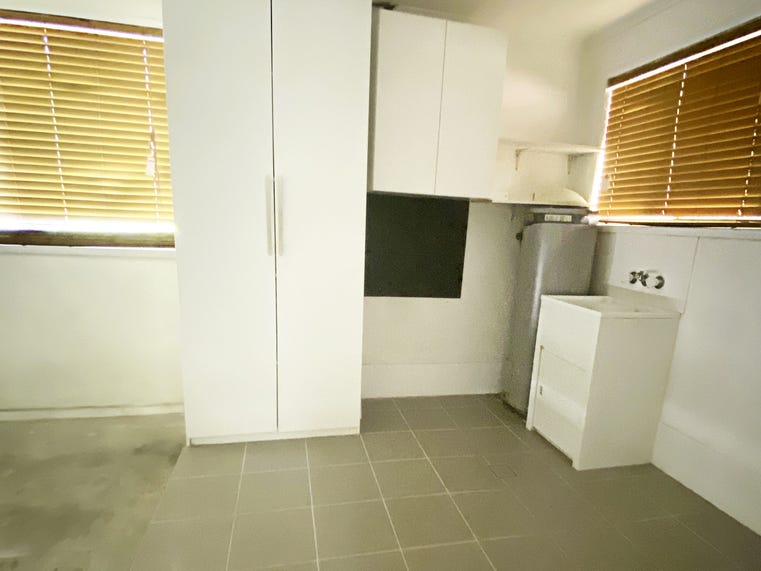PERFECT FIRST HOME OR INVESTMENT 9