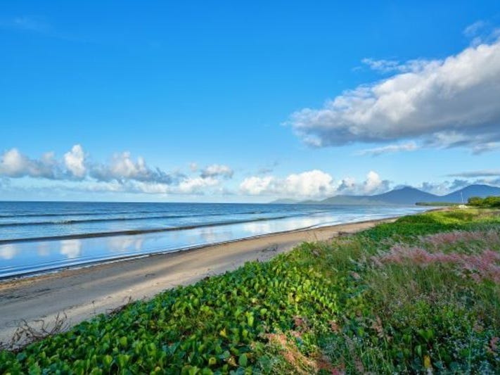Lovingly renovated beachside tropical oasis. 17