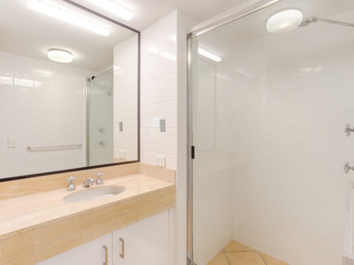 104/1 Edgar Bennett Ave – 11
