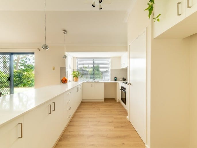 Perfect Family Home – Just 5