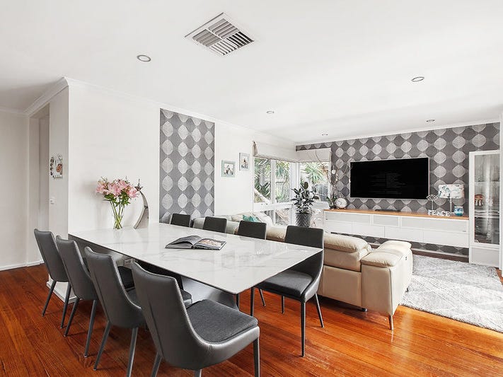 Beautifully renovated family home 2