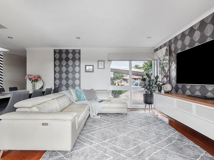 Beautifully renovated family home 4