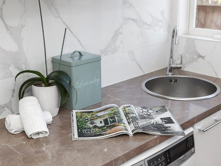 Beautifully renovated family home 23