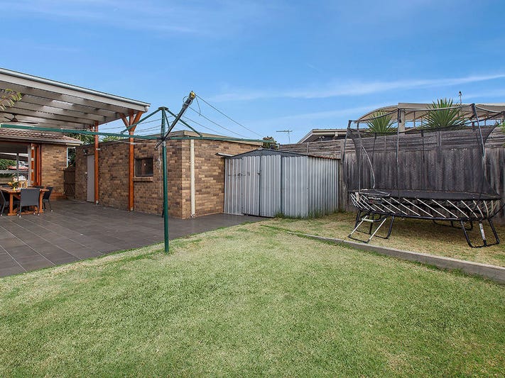 Beautifully renovated family home 30