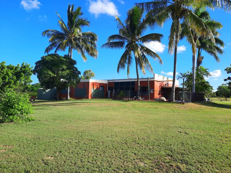 SOLD 253 East Euri Rd 12